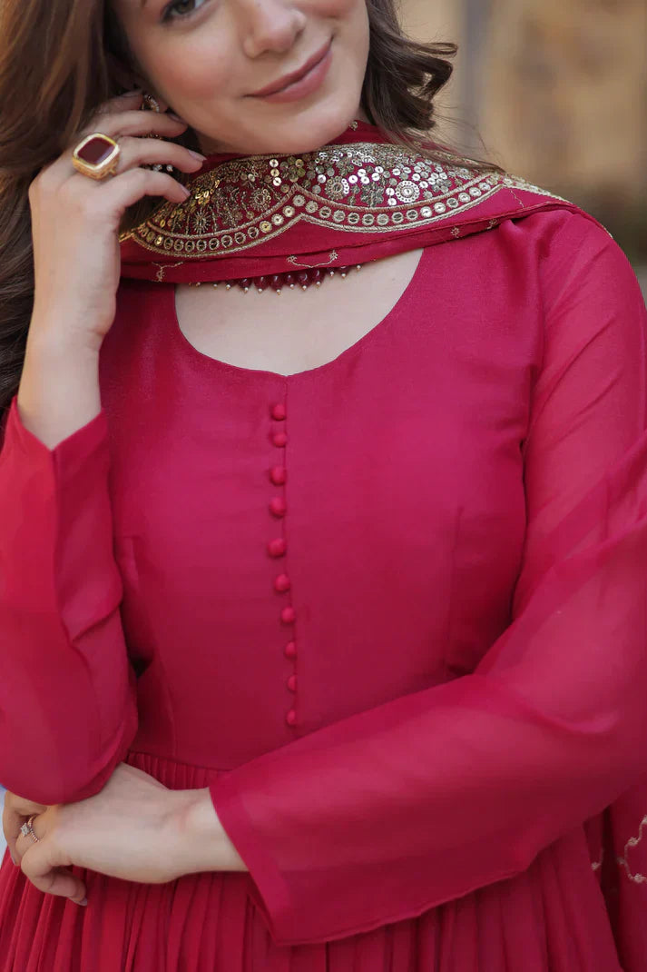 WEDDING SPECOAL STAR GEORGETTE GOWN WITH DUPATTAPFAB1123)