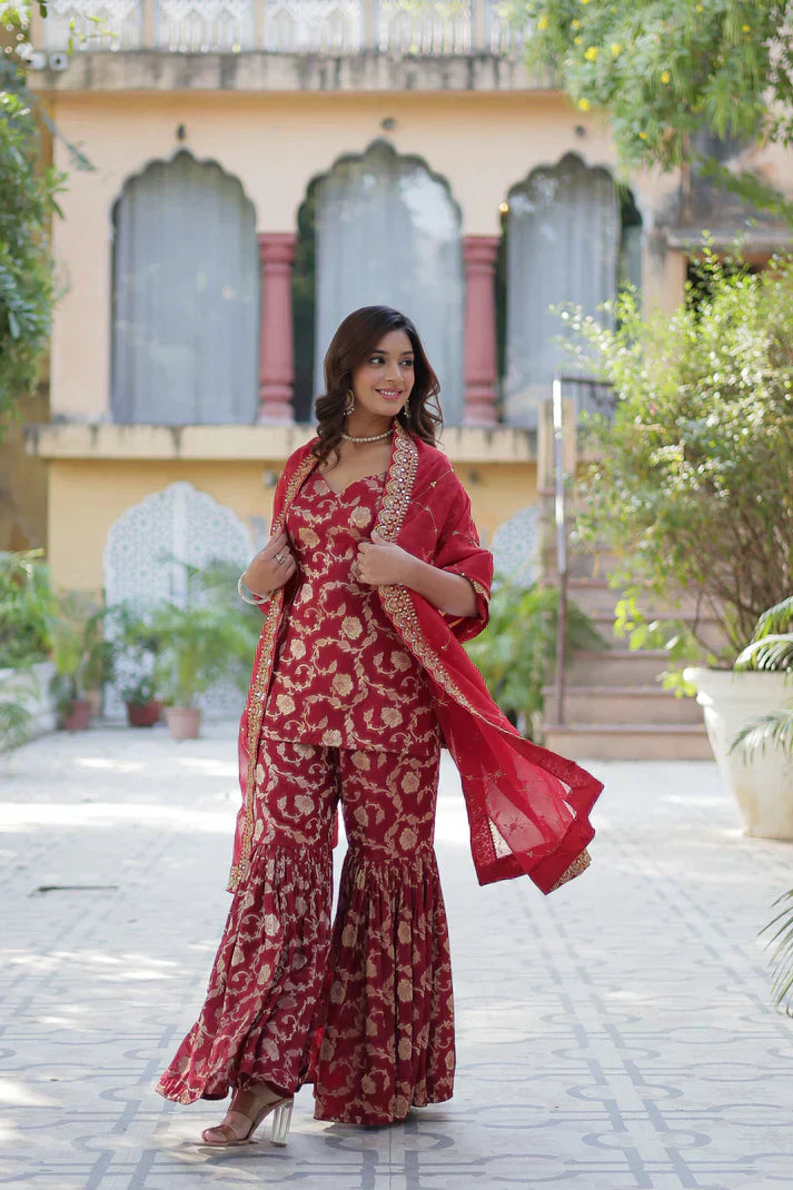 WEDDING SPECIAL VISCOSE GEORGETTE JACQUARD GHARARA SET WITH DUPATTAPFAB1120)