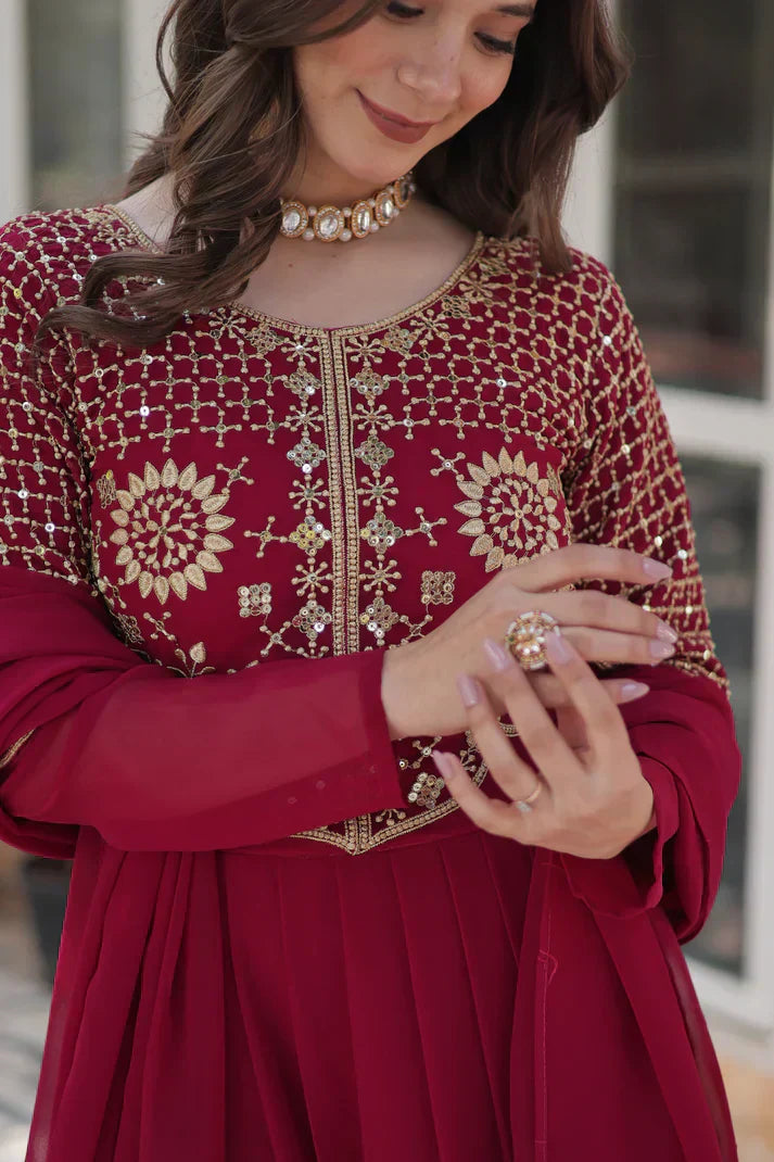 BLOOMING GEORGETTE EMBROIDERED GOWN WITH DUPATTAPFAB198)