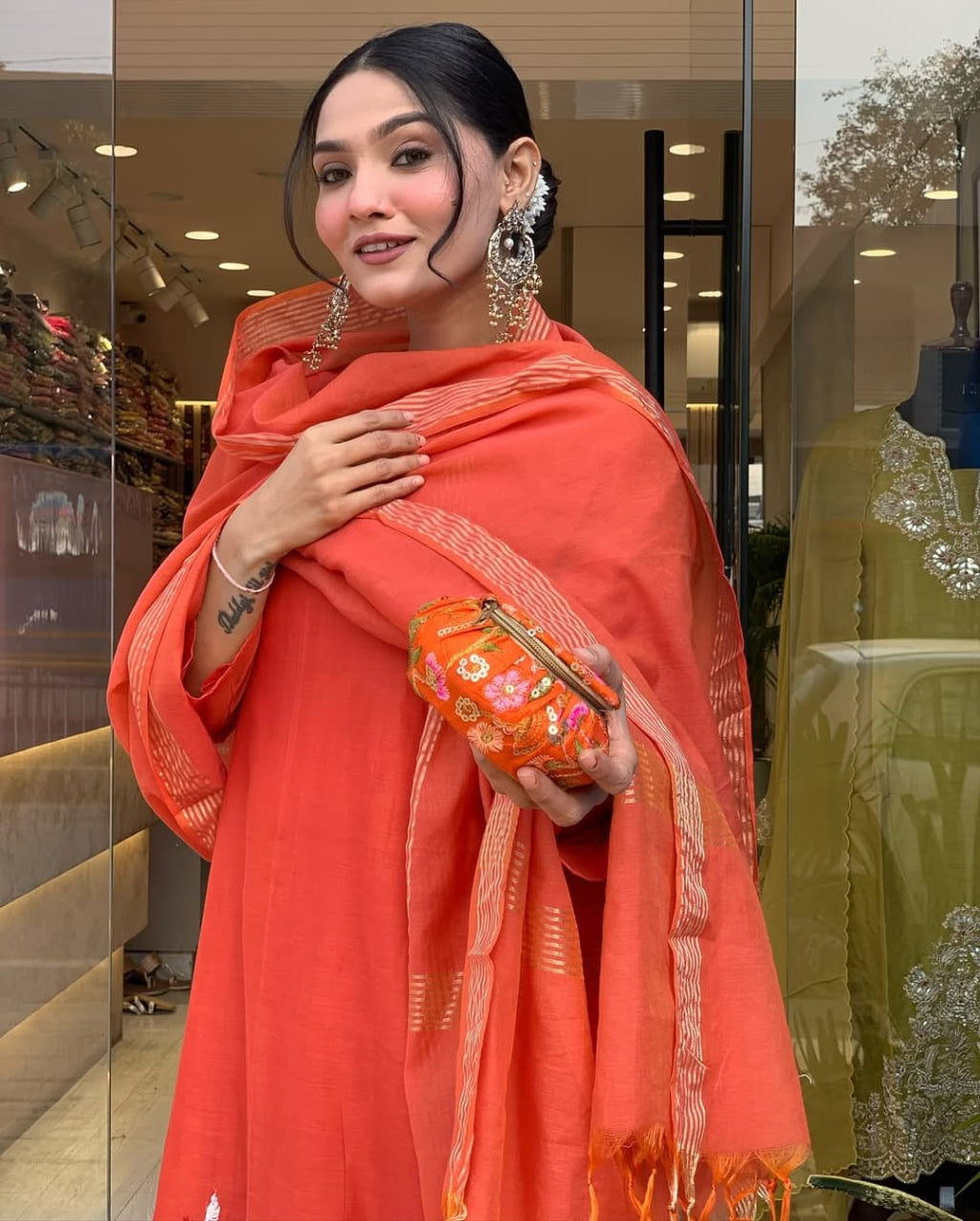 Enjoy your festival 🌞with our Very Beautiful 3ps Set . 🪡 🪡 🪡 🌸(PFAB148)