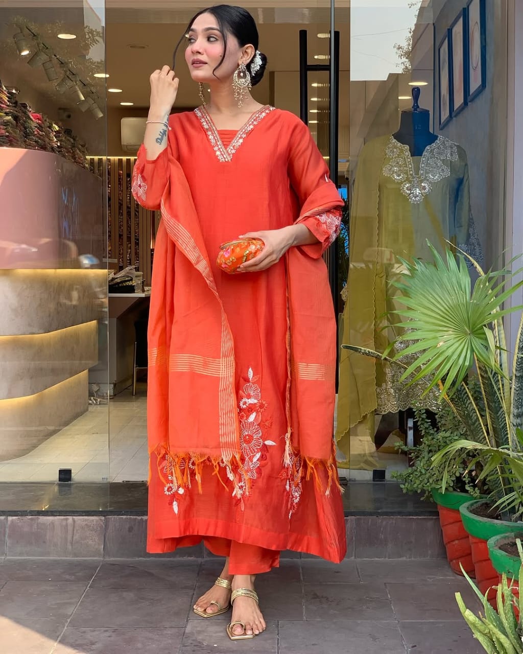 Enjoy your festival 🌞with our Very Beautiful 3ps Set . 🪡 🪡 🪡 🌸(PFAB148)