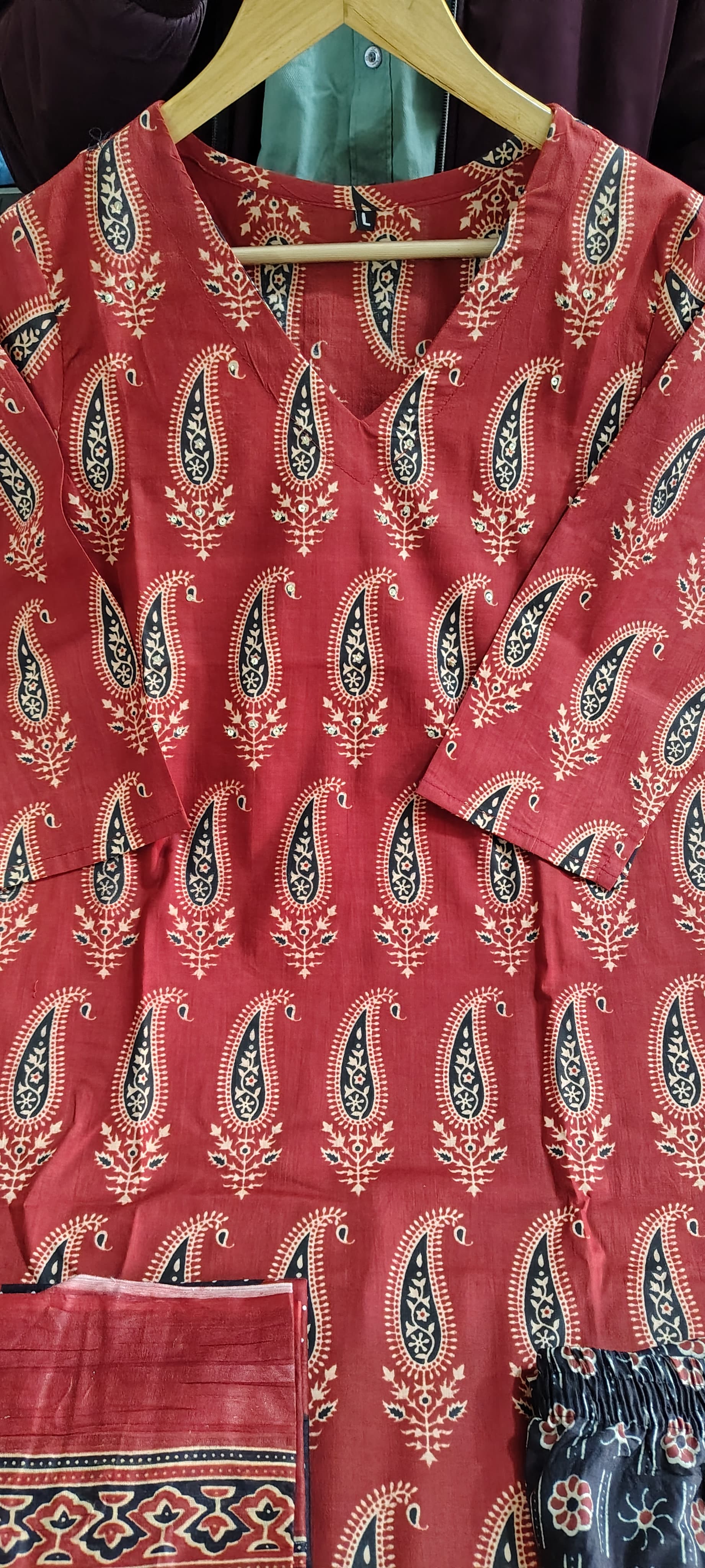 🌹🌹Pure fine Cotton fabric  Kurti with Pant with cotton 100-100 Dupatta🌹🌹(PFAB138)