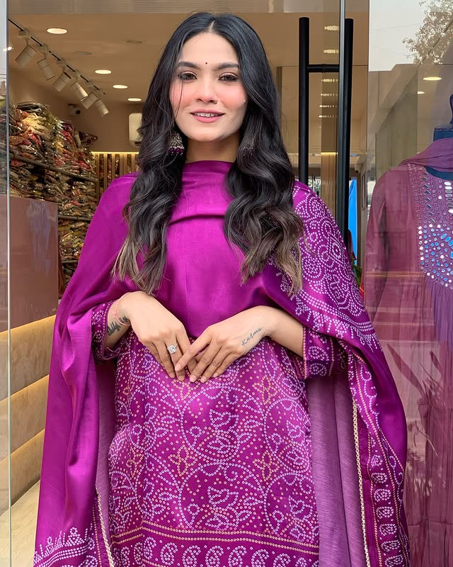 Beautiful Heavy quality Chinon Silk Fabric designer festive wear kurti pant and duppta (PFAB115)