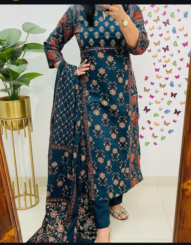 🌹🌹Pure fine Cotton fabric hand Work Kurti with Pant with cotton 100-100 Dupatta🌹🌹(PFAB1437)