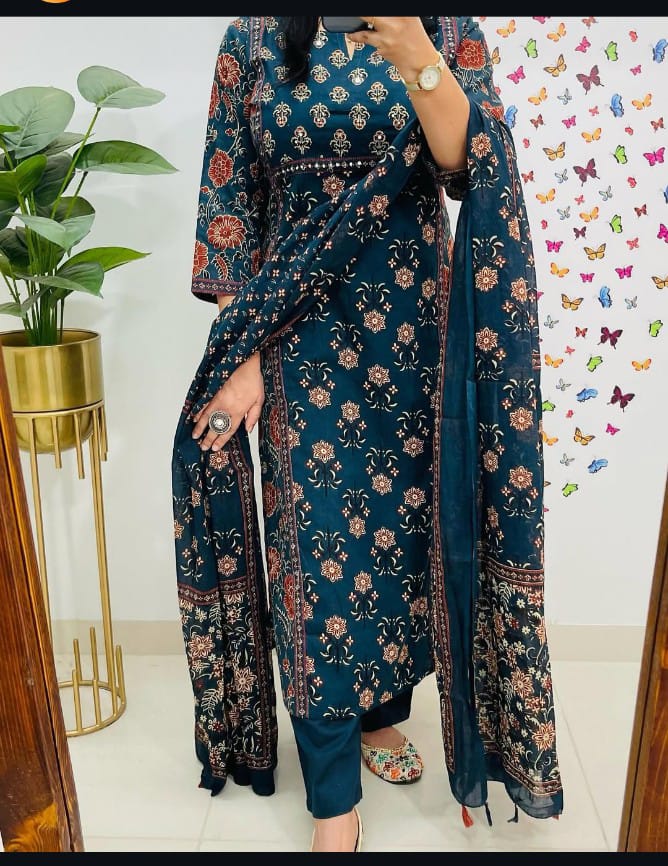 🌹🌹Pure fine Cotton fabric hand Work Kurti with Pant with cotton 100-100 Dupatta🌹🌹(PFAB1437)