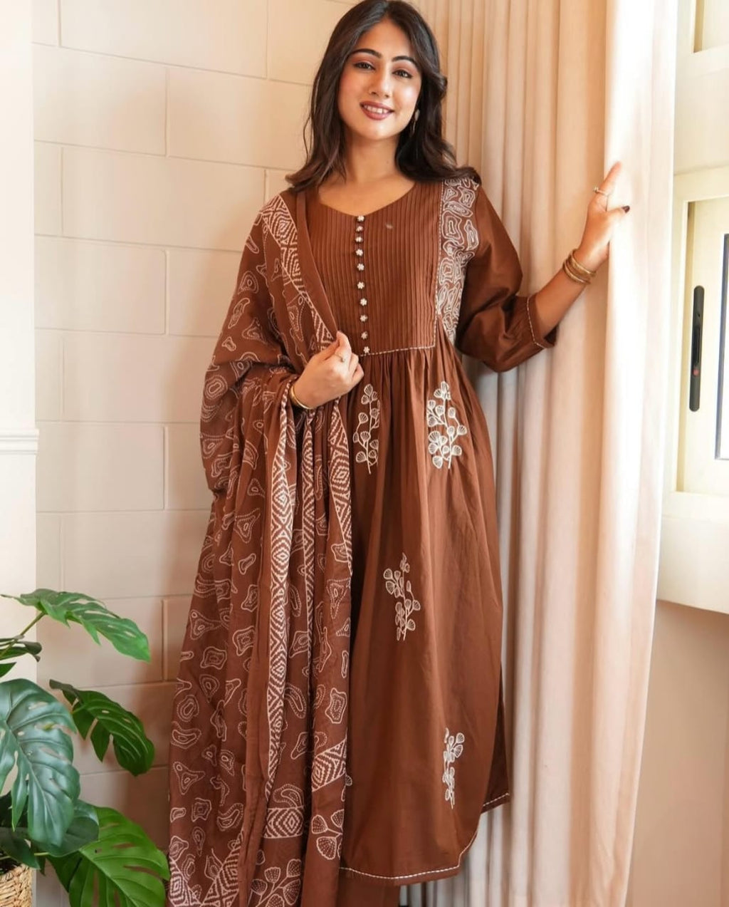 The perfect of traditional wear(PFAB1475)