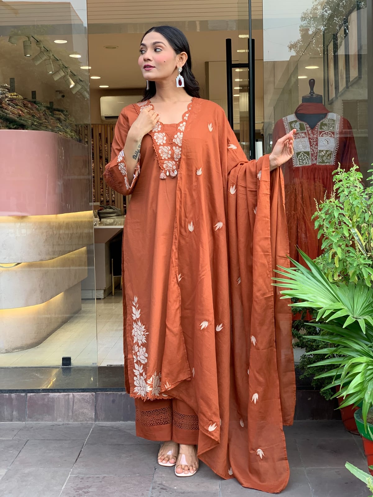 🌹🌹Pure fine Cotton fabric  Kurti with Pant with cotton 100-100 Dupatta🌹🌹 (PFAB1606)