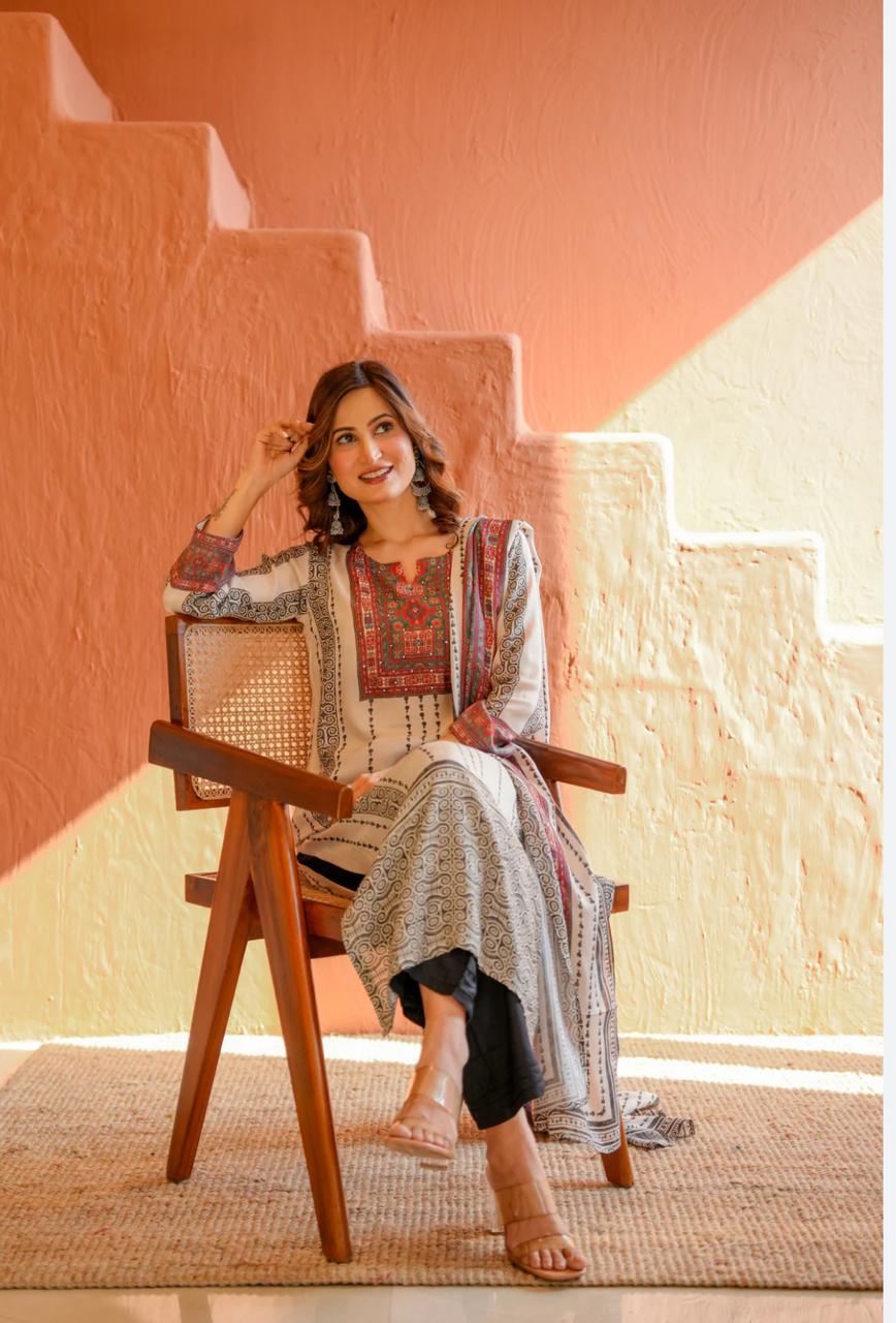 🔖 The Legacy of Mahee Jaipur Now Available At Prayosha Creation . (WAAN01)