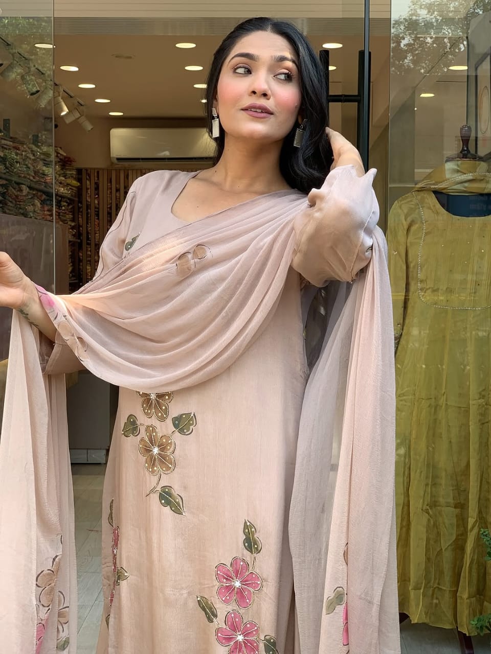 😍Presenting a New Party Wear Look Top , Pent, Duppata😍